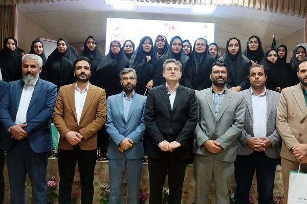 چهاردهمین جشنواره نوجوان سالم و یاریگران زندگی