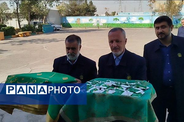 افتتاحیه طرح مصباح الهدی و جشن میلاد حضرت زینب(س) دبیرستان ریحانه النبی باقرشهر