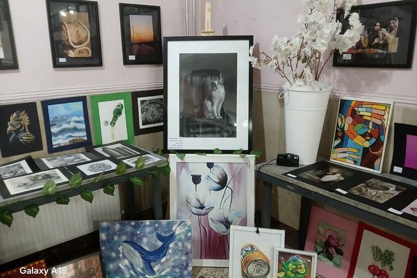 هفته «ماها» در هنرستان کوثر قیامدشت؛ تلفیق مهارت، هویت و نشاط دانش‌آموزی