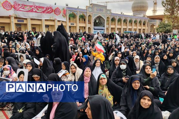 تجدید میثاق بانوان فارس با حریم عفاف و حجاب