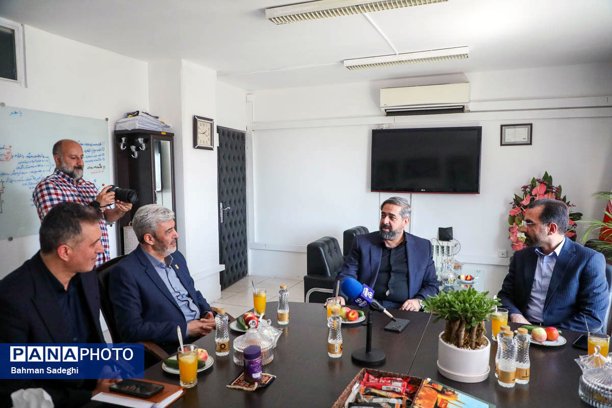 بازدید رئیس دانشگاه فرهنگیان و معاون نظارت سازمان ملی تعلیم و تربیت کودک کشور  از خبرگزاری پانا
