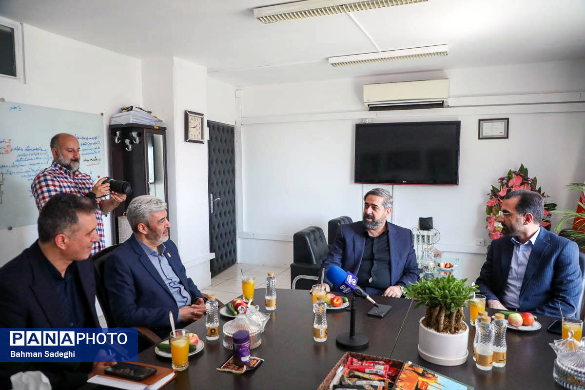 بازدید رئیس دانشگاه فرهنگیان و معاون نظارت سازمان تعلیم و تربیت کودک از خبرگزاری پانا