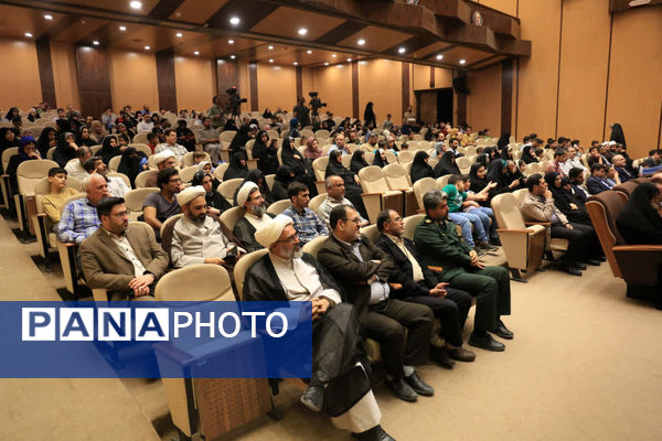 آیین اختتامیه برنامه تلویزیونی فانوس در موزه دفاع مقدس قم