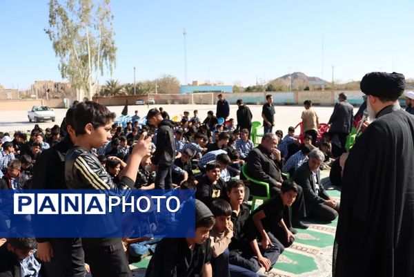 حضور معنوی امام‌جمعه بافق در مراسم سوگواری دبیرستان مناجات