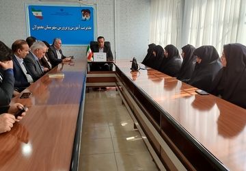 شورای آموزش و پرورش معمولان؛ هماهنگی برای جشن
انقلاب