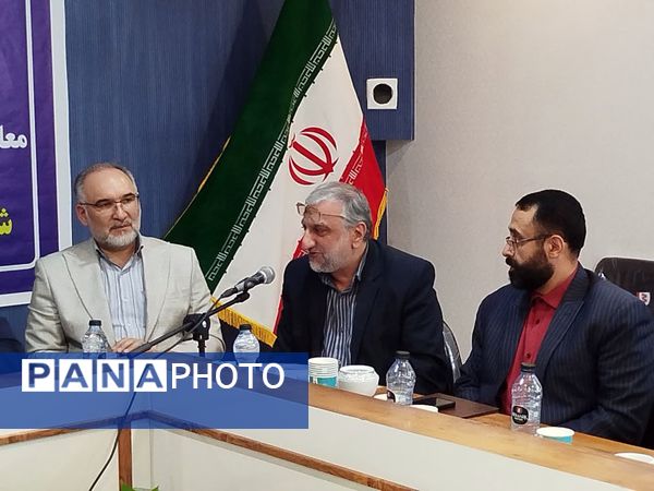 نشست متصدیان کمیسیون های حل اختلاف و حمایت قضایی با سرمایه گذاری استان در کاشمر