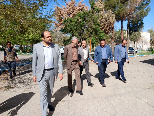 بازدید مدیرکل آموزش و پرورش استان مرکزی از اردوگاه امام خمینی(ره)