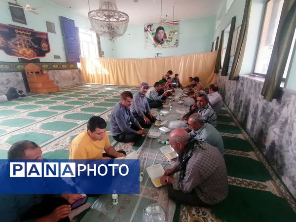 جلوه‌های از عاشقی زائرین و خادمیاران در موکب حضرت فاطمه زهرا (س) 