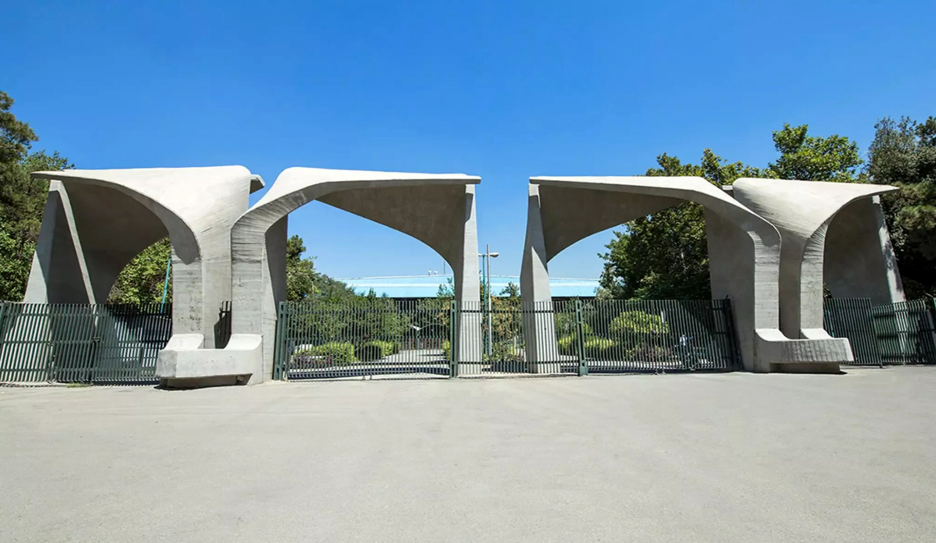 گزارش رئیس دانشکدگان هنرهای زیبا دانشگاه تهران درباره رویداد هفته طراحی