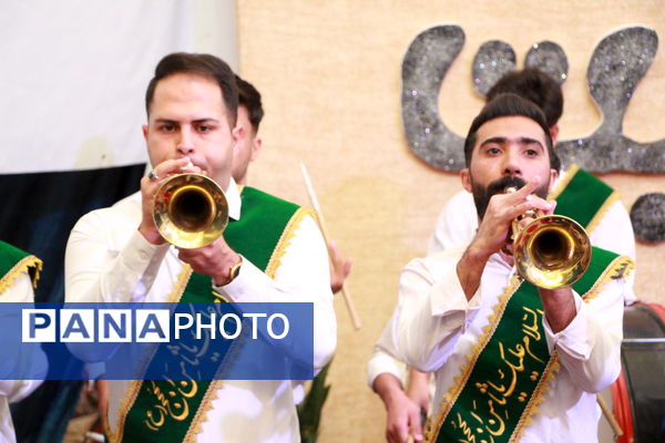 حضور خادمان رضوی در اعتکاف دانش‌آموزی فهرج