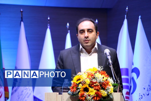 همایش ملی هوش مصنوعی در تالار بزرگ یزد