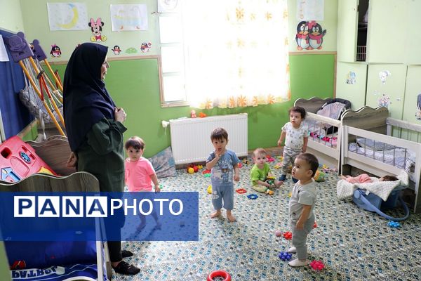 بازدید معاون نظارت و ارزیابی سازمان ملی تعلیم و تربیت کودک از کودکستان ملورین ناحیه دو شهرری 