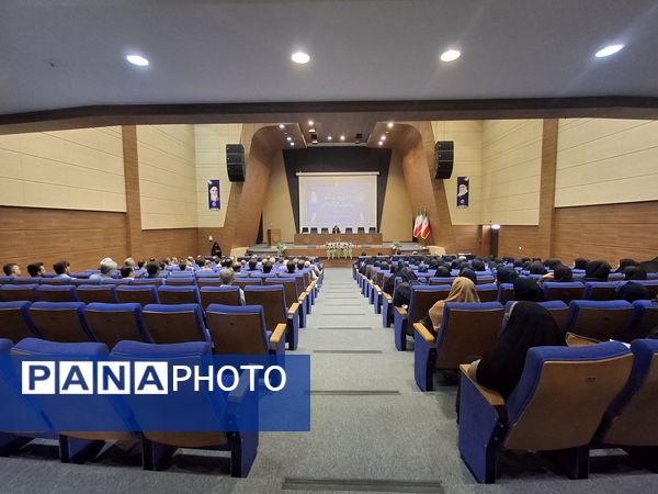 گردهمایی توانمندسازی مدیران مدارس شهرستان سمنان