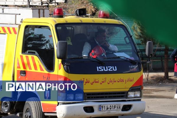 برگزاری مانور سراسری زلزله در مدارس شهرستان نظرآباد؛ گامی به‌سوی مدرسه‌ایمن و جامعه‌تاب‌آور