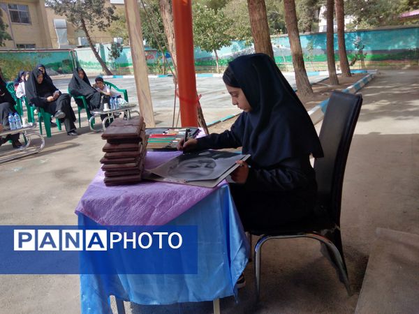 جشن آغاز سال تحصیلی در دبیرستان دخترانه حاتمی 