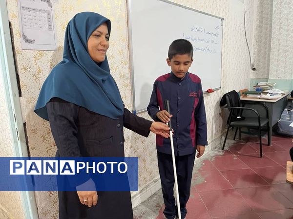 گرامیداشت روز جهانی نابینایان در آموزشگاه شهید محمد منتظر قائم خاتم