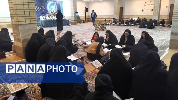 مراسم جزخوانی قرآن کریم در اهر با حضور فعال دانش‌آموزان