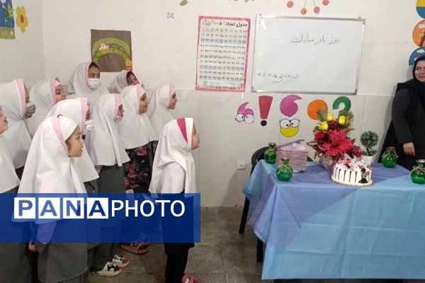 جشن میلاد حضرت فاطمه زهرا (س) در مدارس کهریزک 