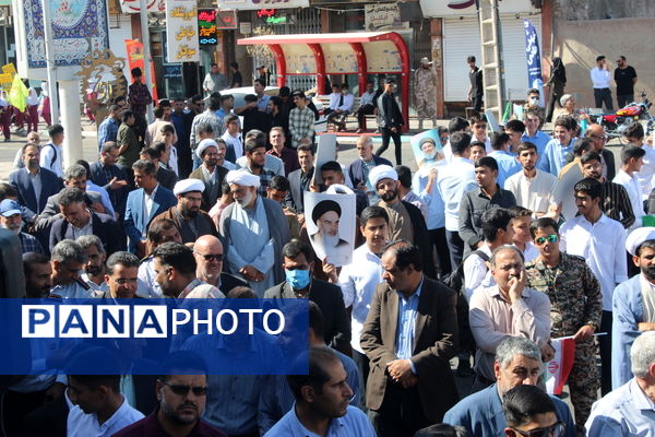 راهپیمایی روز دانش‌آموز در شهرستان بم