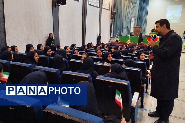 افتتاحیه طرح مصباح الهدی و جشن میلاد حضرت زینب(س) دبیرستان ریحانه النبی باقرشهر