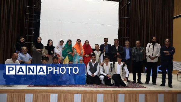 چهار نمایش از فارسان در مرحله بازبینی سی و هفتمین جشنواره تئاتر استانی به روی صحنه رفت