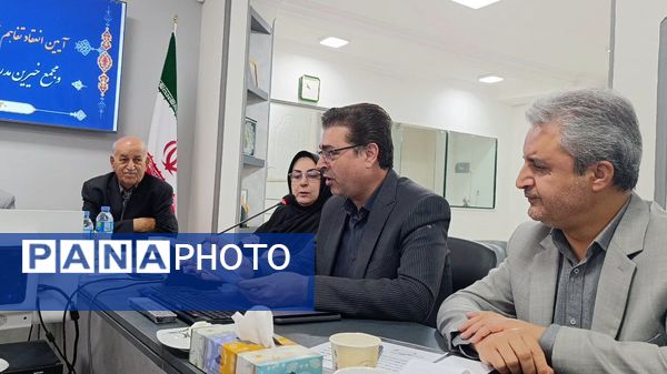 افتتاح اتاق خبر در مجمع خیرین مدرسه ساز خراسان رضوی 