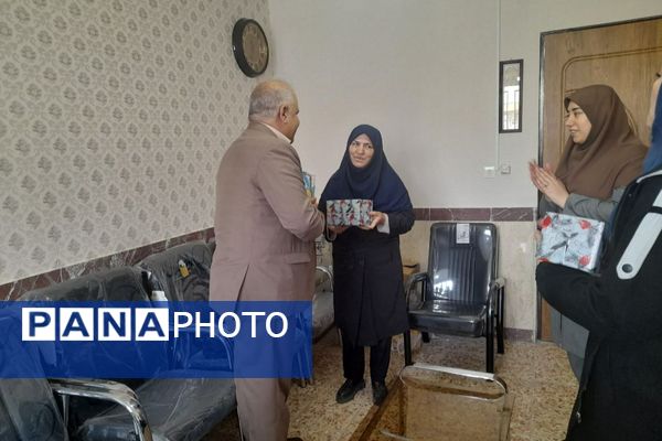 بازدید مدیر و کارشناسان سازمان دانش‌آموزی کردستان از مدارس سنندج