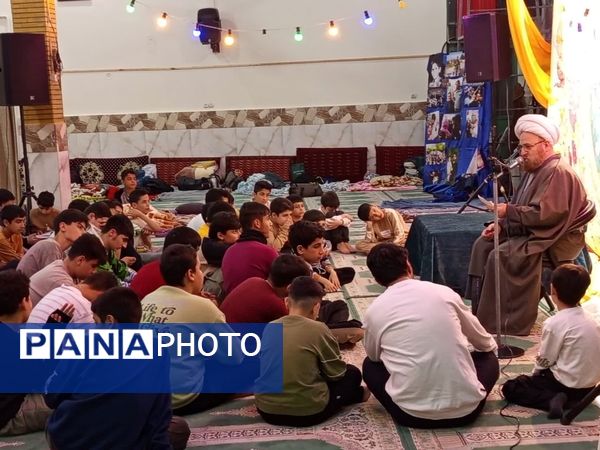 اعتکاف دانش‌آموزی پسران شهرک وحدت فردیس