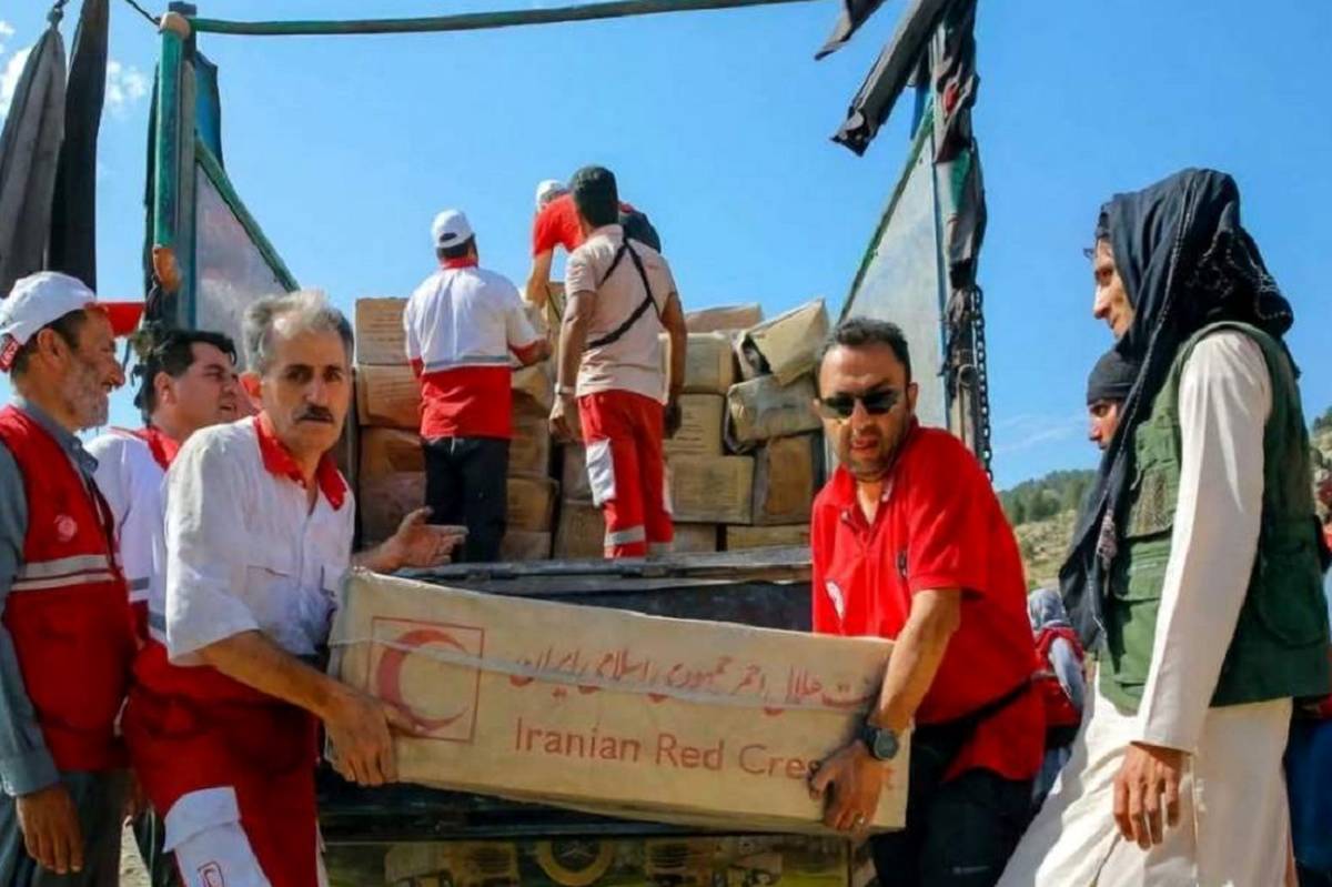 ارسال کمکهای بشردوستانه ایران برای زلزلهزدگان افغانستان