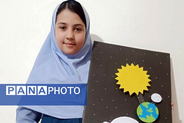 نمایشگاه دست سازه های دانش‌آموزی در دبستان شهید مجید مجیدی ناحیه دو شهرری 