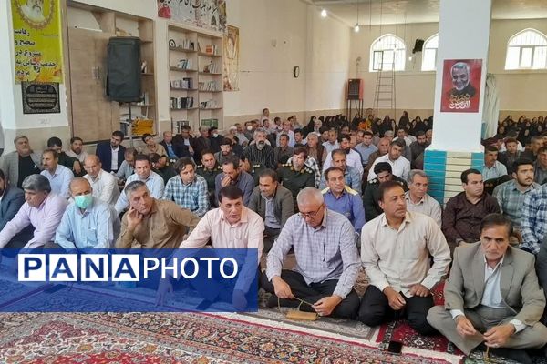 مراسم گرامیداشت شهدای بمباران هوایی شهرستان ایوانغرب