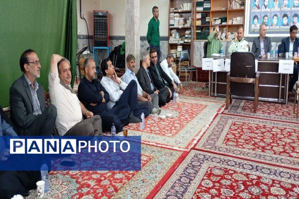 میز خدمت با حضور رؤسای ادارات در شهر بار