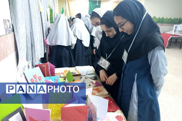 نمایشگاه فرهنگی_هنری و جشن ایرانمون در دبستان شهید آقچه‌لو رباط‌کریم