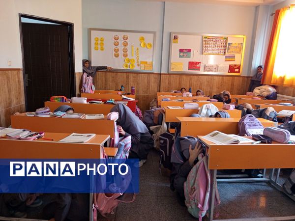 مانور زلزله در دبستان مصلی نژاد حضرت زینب(س)