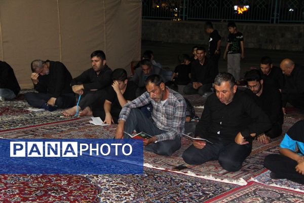 مراسم عزاداری شب هفتم محرم در مسجد امام هادی(ع) شهرکرد