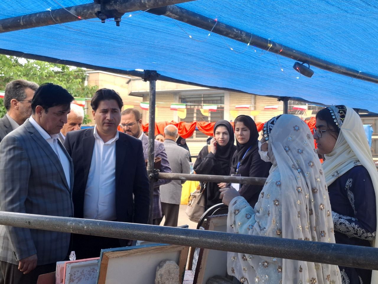 برگزاری بازارچه کسب‌ و کار دانش‌آموزی جشنواره نوجوان خوارزمی در الیگودرز