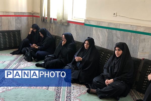 حضور فرهنگیان ناحیه 2 شهرری در مراسم عزاداری سالار شهیدان 