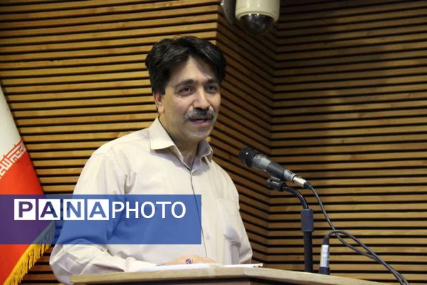 نشست ادبی «عصر دلنشین» در کرمانشاه