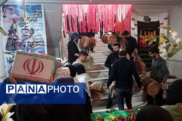 تشییع شهید گمنام در مدارس ناحیه 4 شیراز