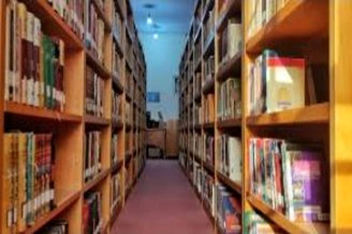  کتاب‌ یکی از بنیادی‌ترین ابزارهای یادگیری در رشد فکری جامعه است