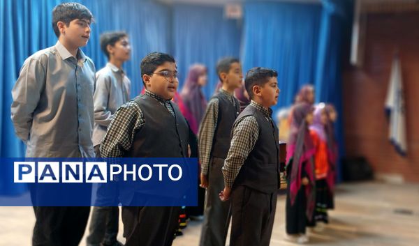 تقدیر از دانش‌آموزان فعال محمدشهری در زمینه‌های فرهنگی و هنری