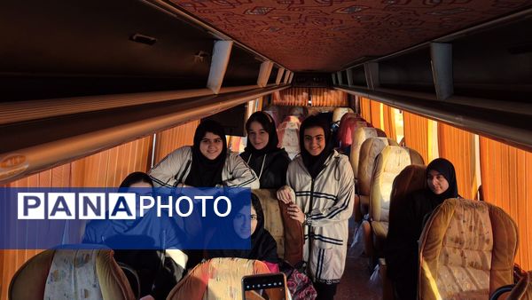 درخشش دختران کتاب‌نوش لنگرود در مسیر همایش کشوری