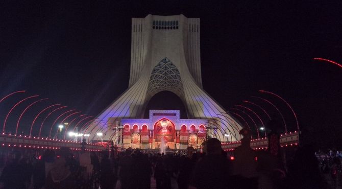 برپایی کشتی سفینه النجاه در میدان آزادی