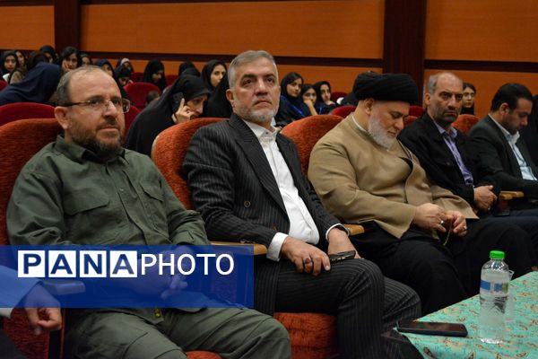 بدرقه دانش‌آموزان بهارستانی به راهیان‌نور