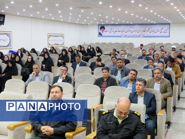 برگزاری جلسه مدیران آموزشگاه‌های سطح شهرستان خلیل آباد