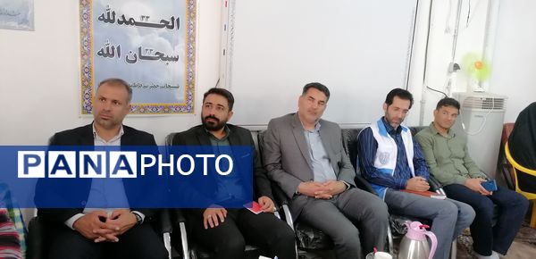 برنامه تجربه‌گردانی طرح مدرسه بدون پسماند در دبستان شهید رازدان ناحیه ۷ مشهد