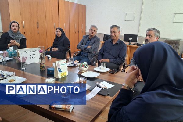 اولین جلسه هیات امنا و انجمن اولیا و مربیان دبیرستان پویش