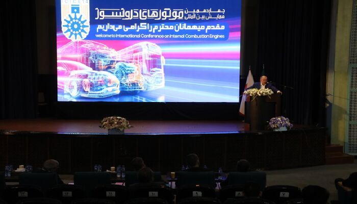 اولویت ایران‌خودرو توسعه خودروهای هیبریدی است