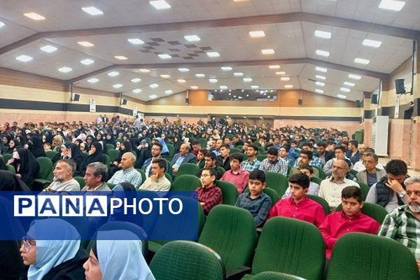 بزرگترین محفل انس با قرآن کریم همزمان با مدارس کشورهای اسلامی در البرز