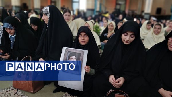 مراسم بزرگداشت مجاهد شهید سیدحسن نصرالله در مسجد خاتم‌الانبیا شهرستان ملارد
